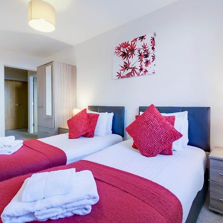 Alder House Serviced Apartment Maidenhead By 360Stays מראה חיצוני תמונה
