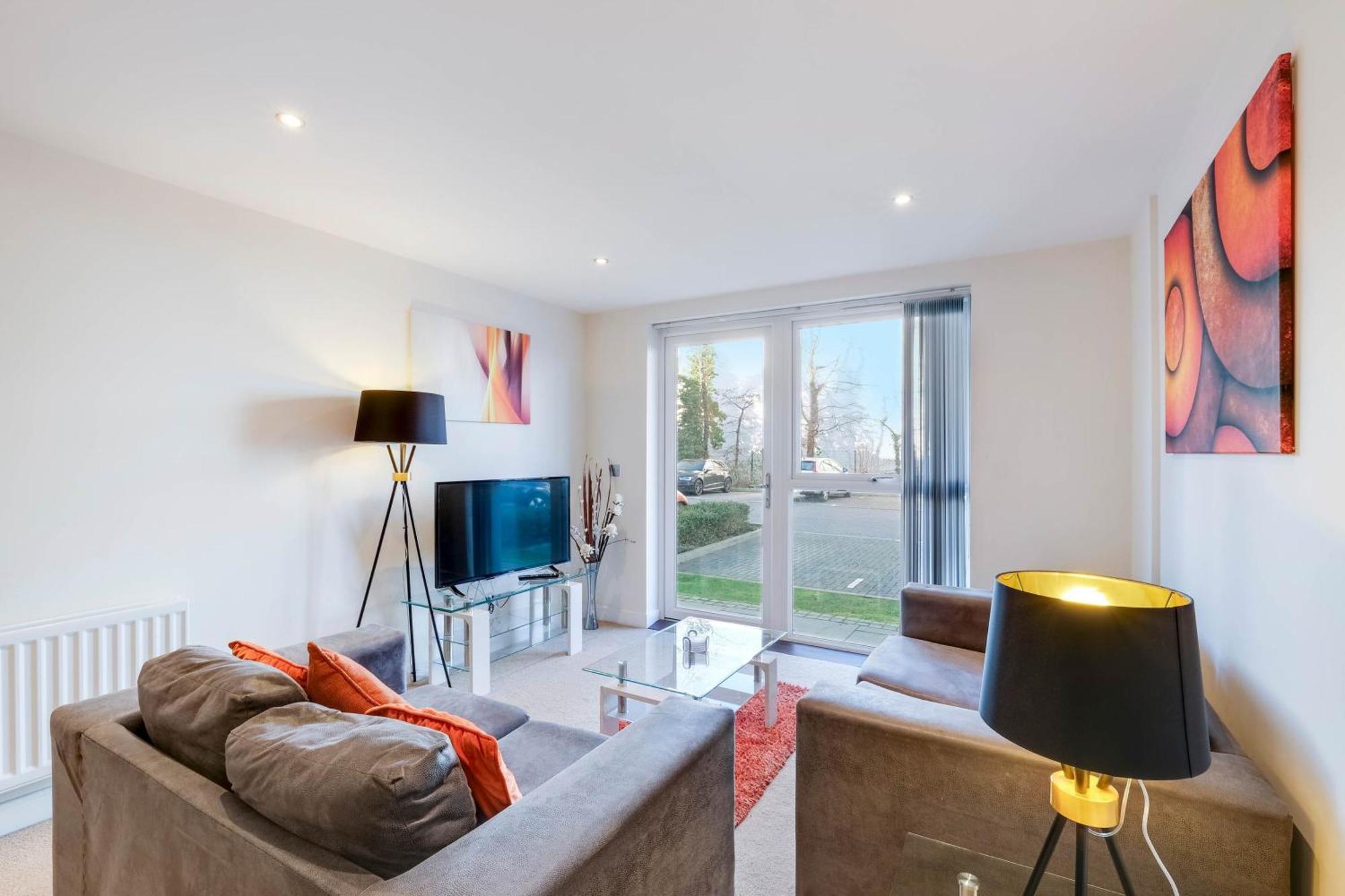 Alder House Serviced Apartment Maidenhead By 360Stays מראה חיצוני תמונה