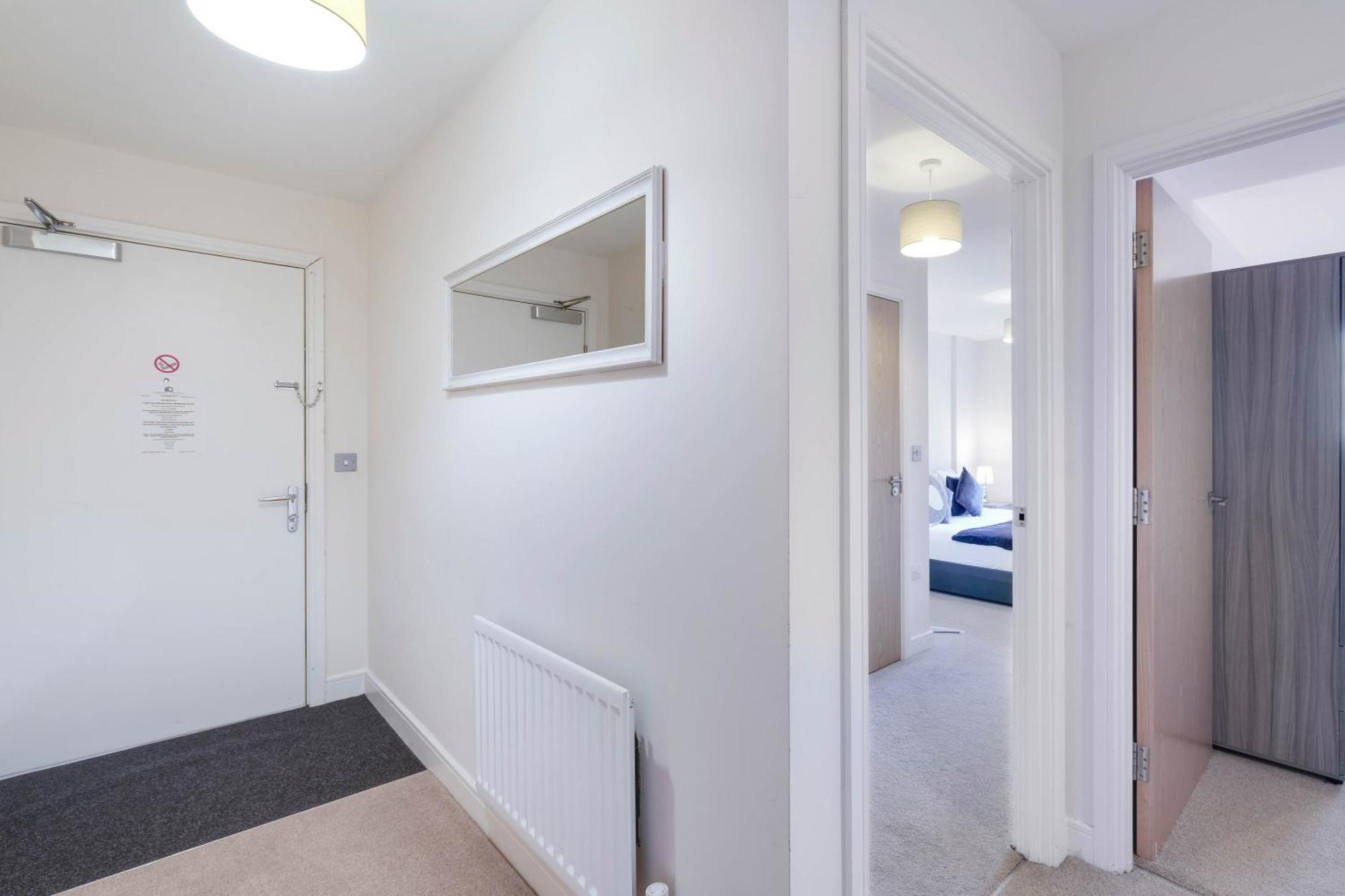 Alder House Serviced Apartment Maidenhead By 360Stays מראה חיצוני תמונה